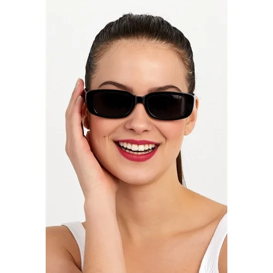 Women's dark lens polarized sunglasses 2025